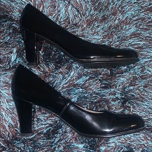 Aerosoles Heelrest Black Patent Heela